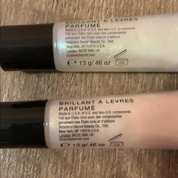 Victoria’s Secret lip gloss - Picture 2 of 2